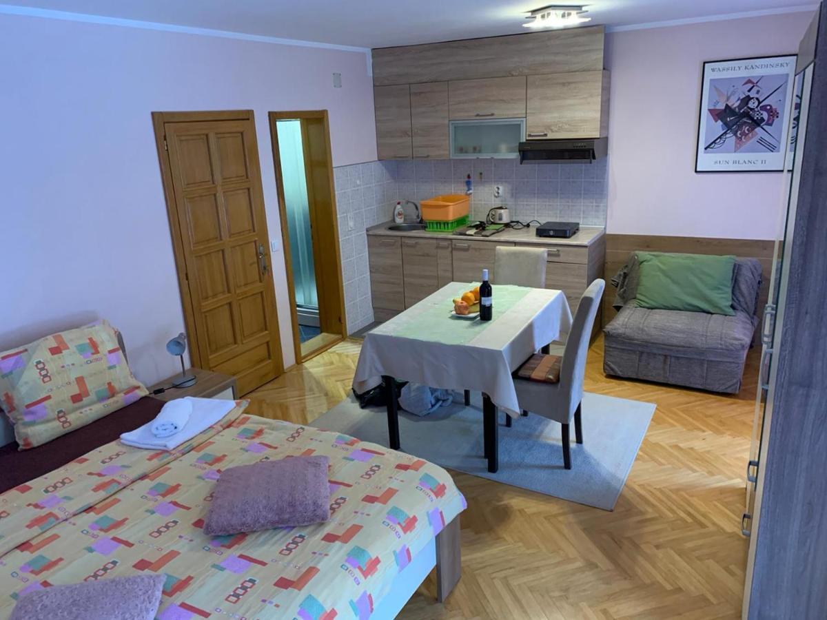 Apartmani Micic Vrnjačka Banja Exterior foto